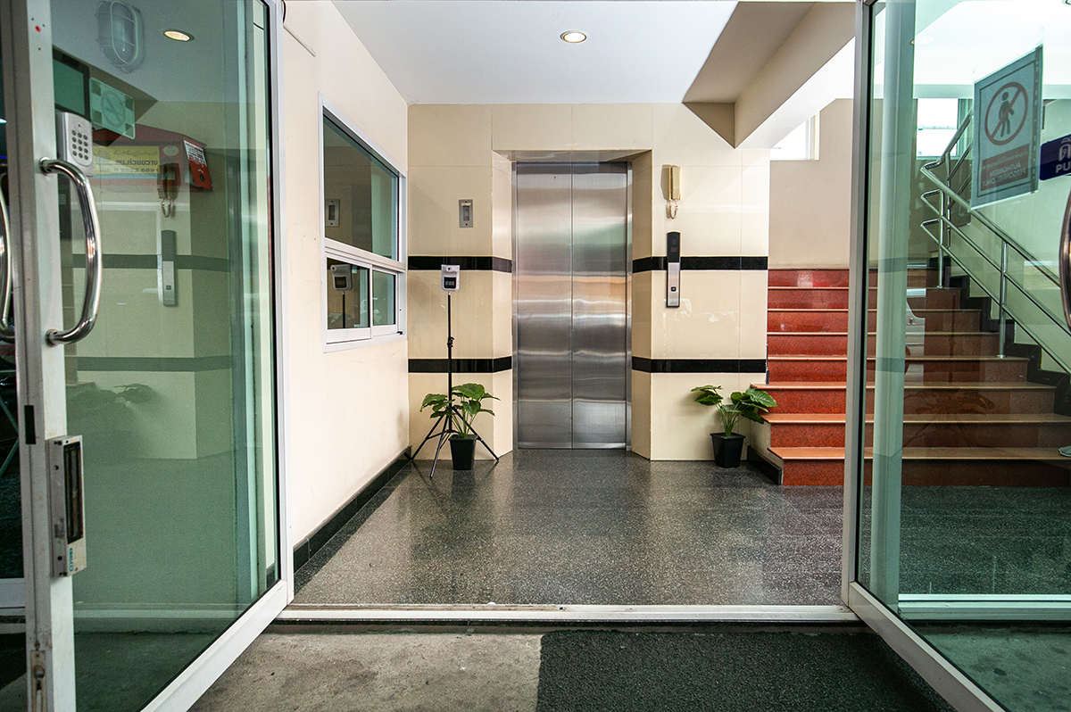 เบสส์ เรสซิเด้นท์ 20 ซอย ประชาอุทิศ 20